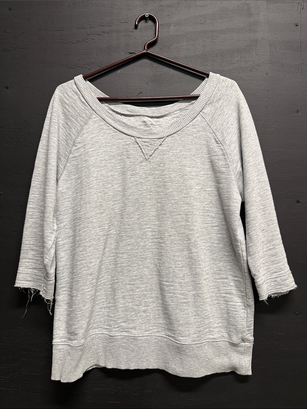 Eddie Bauer Heather Light Gray Raglan Pullover Sweatshirt